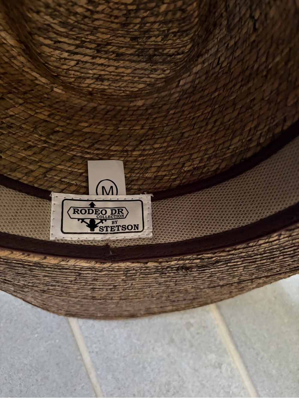 Men’s Stetson Brown Straw Cowboy Hat with Leather Band - Picture 3 of 3